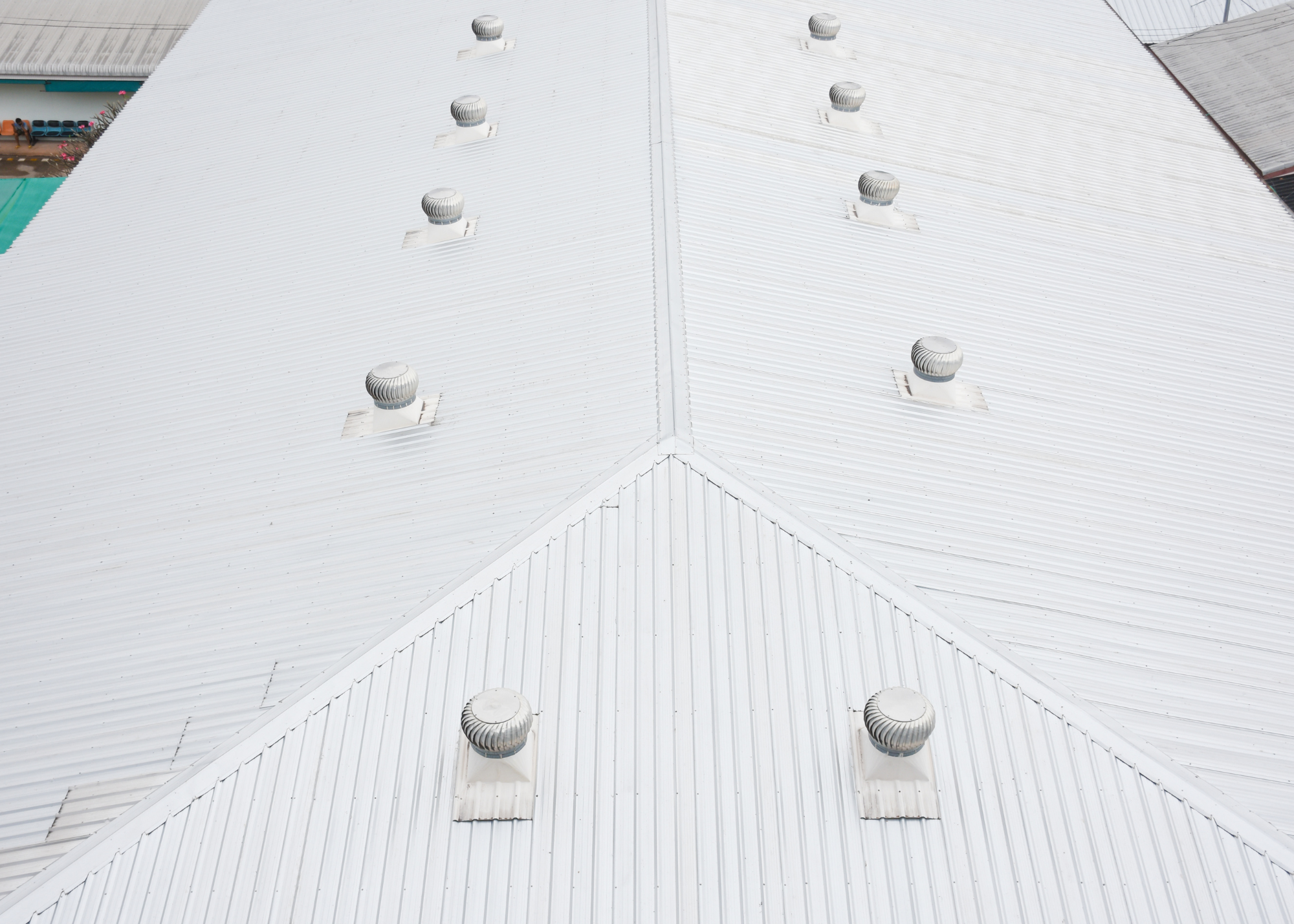 Commercial building roof prepared for roofing installation