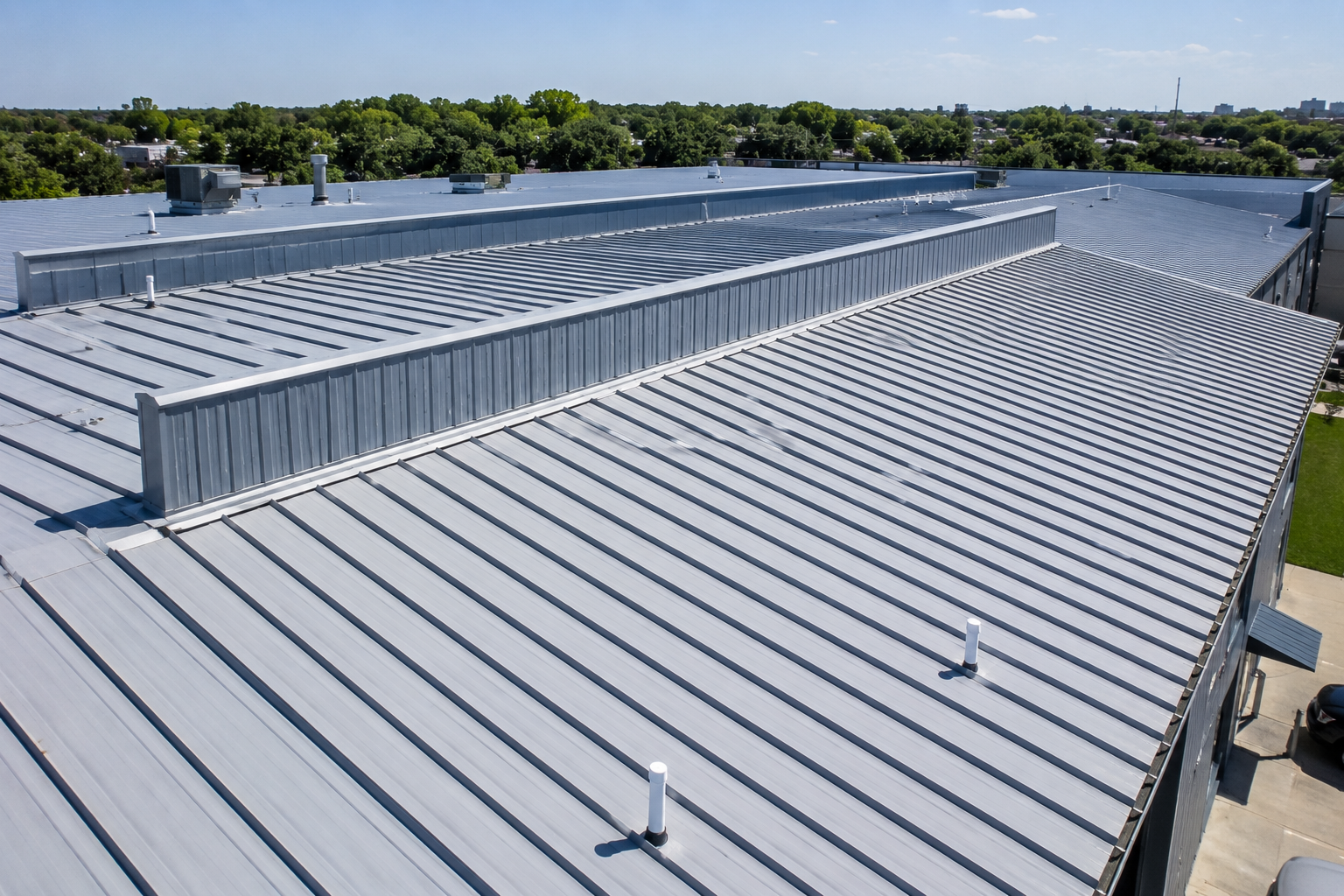 Commercial metal roofing installation on a Los Angeles property